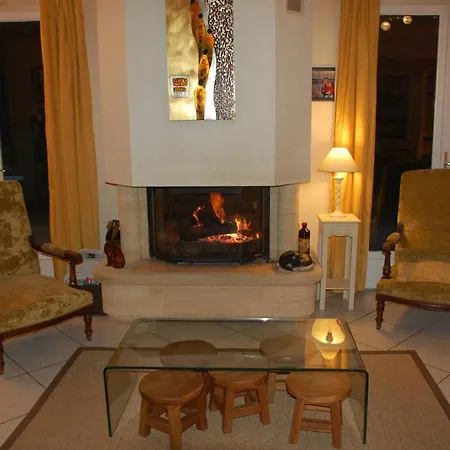 Maison Marguerite Сasa de vacaciones Borderes-Louron